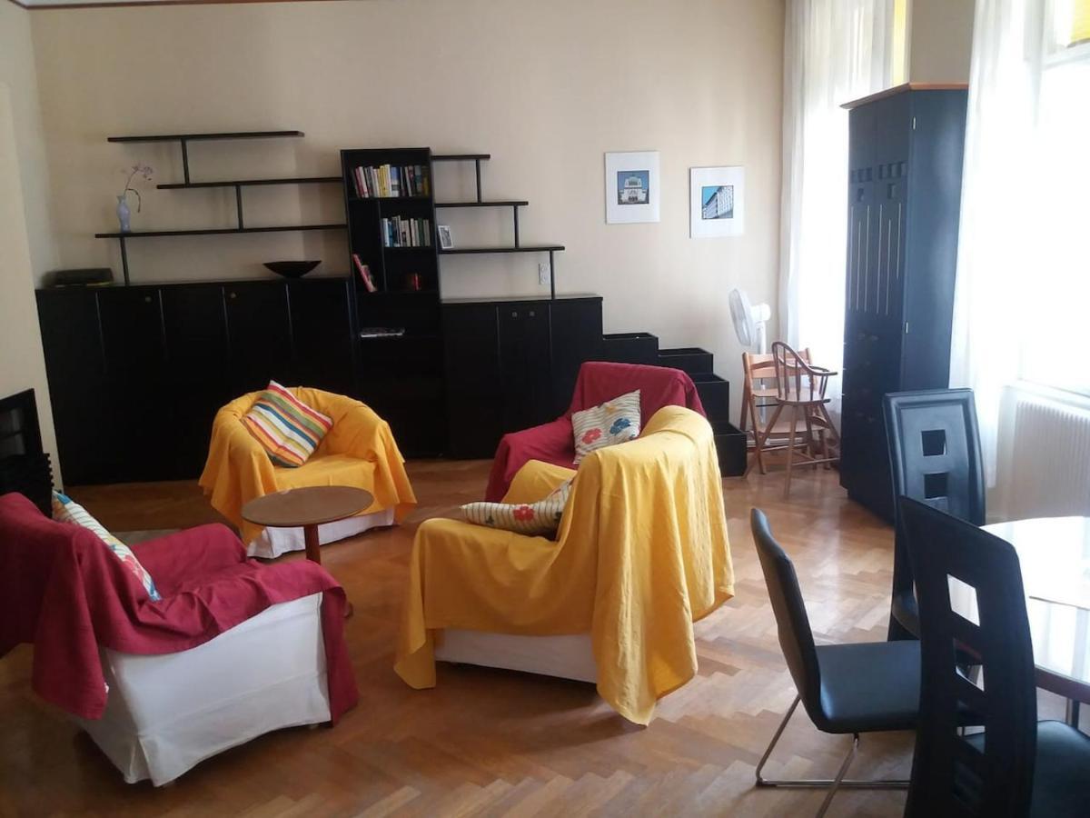 Geraeumige Zentrumsnahe Altbauwohnung Вена Экстерьер фото